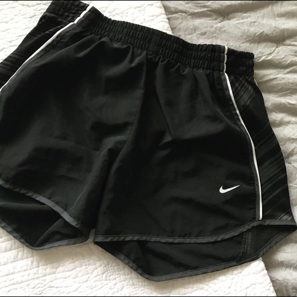 Nike shorts - Picture 1 of 1